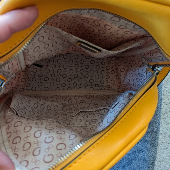 Guess Mini Backpack - Picture 3 of 3